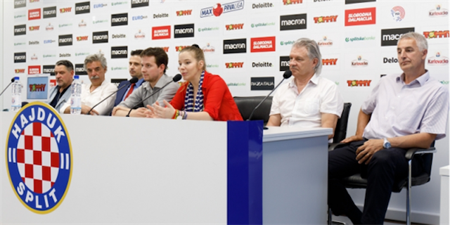 Najava premijere Tijardovićeve operete "Kraljica lopte"