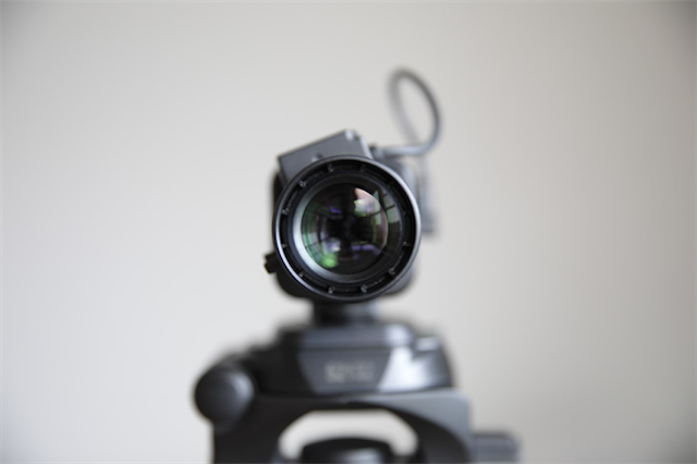 Izložba Tonija Meštrovića: „Nadziranje nadzora“