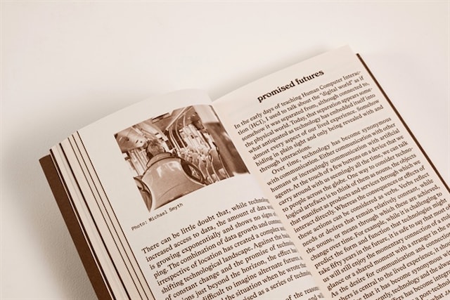 Dizajn u suživotu – refleksije o sustavnim promjenama (KNJIGA)