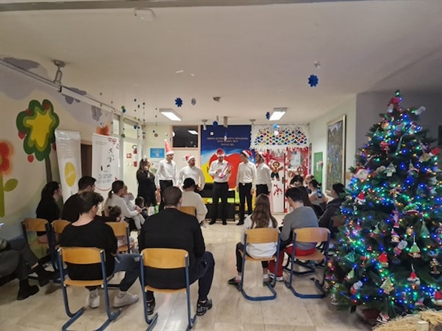 Studenti Glazbenog odjela održali koncert za male pacijente i osoblje KBC-a Split