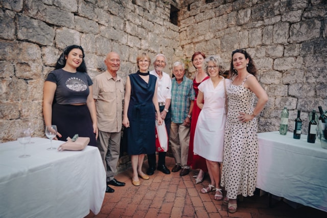 Doprinos UMAS-a suvremenom predstavljanju baštine procesije Za križen: otvorena Galerija „Za križen” u Jelsi